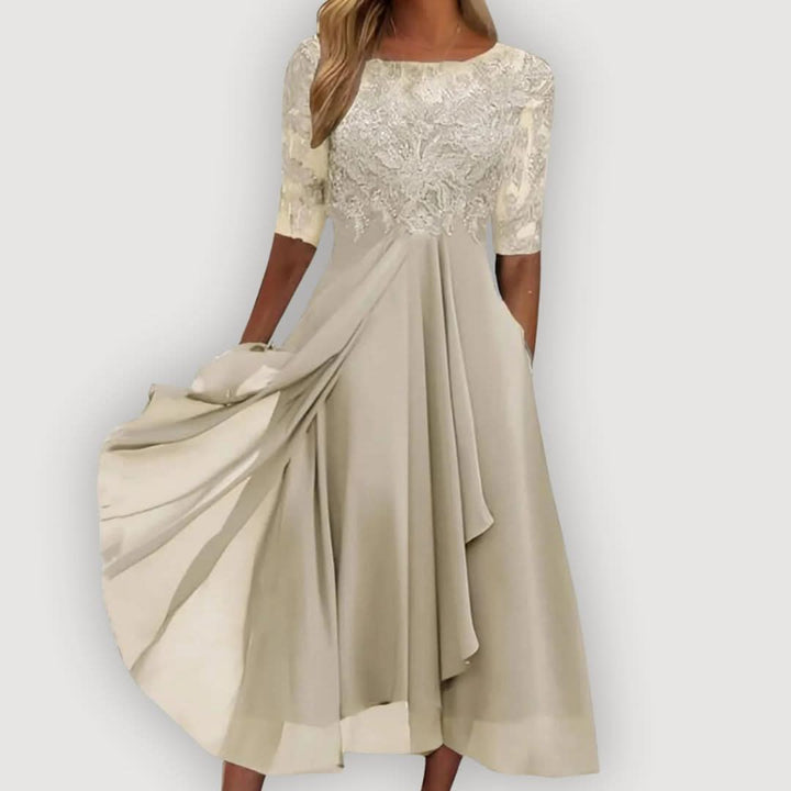 Catalina | Vestido de Gasa Fluida con Cuerpo de Encaje