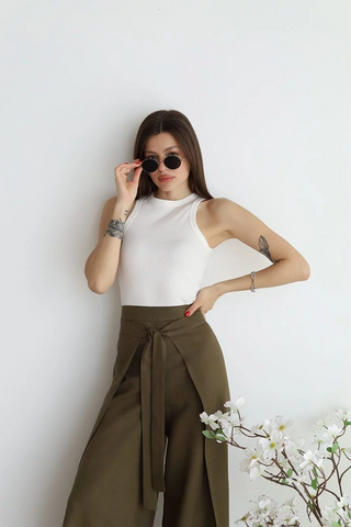 Nila | Pantalón cruzado de talle alto