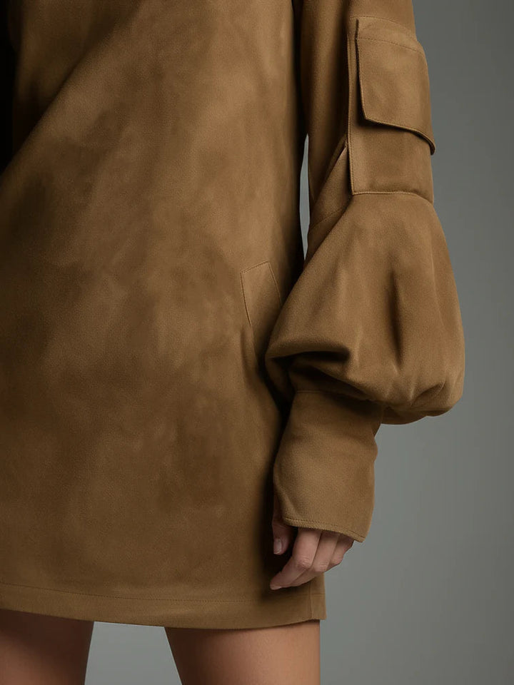 Beli | Vestido Mini de Ante con Cuello Alto