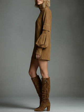 Beli | Vestido Mini de Ante con Cuello Alto