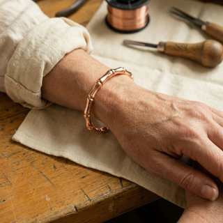 Pulsera de cobre de segmentos