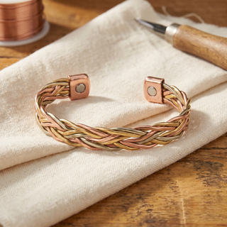 Pulsera de cobre en espiga